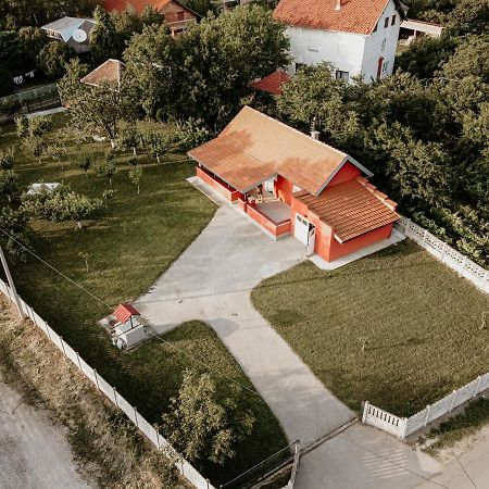 فيلا Vikendica Castanea Banja Zdrelo بتروفاك نا ملافى المظهر الخارجي الصورة