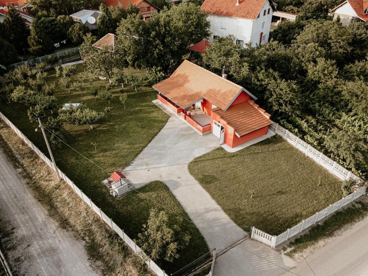 فيلا Vikendica Castanea Banja Zdrelo بتروفاك نا ملافى المظهر الخارجي الصورة
